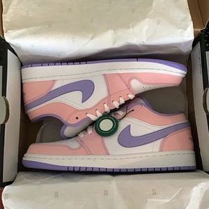 Jordan 1 - Low SE Arctic Punch